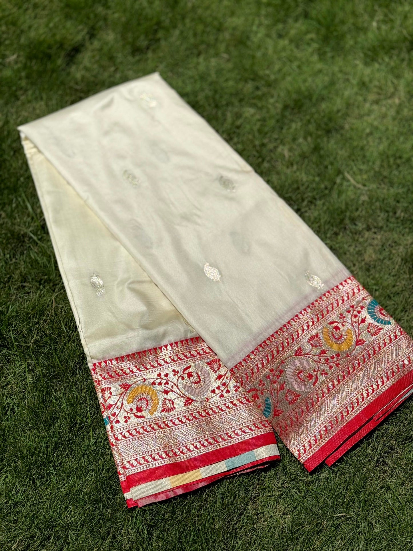 Cream Soft Silk Kanjivaram Saree