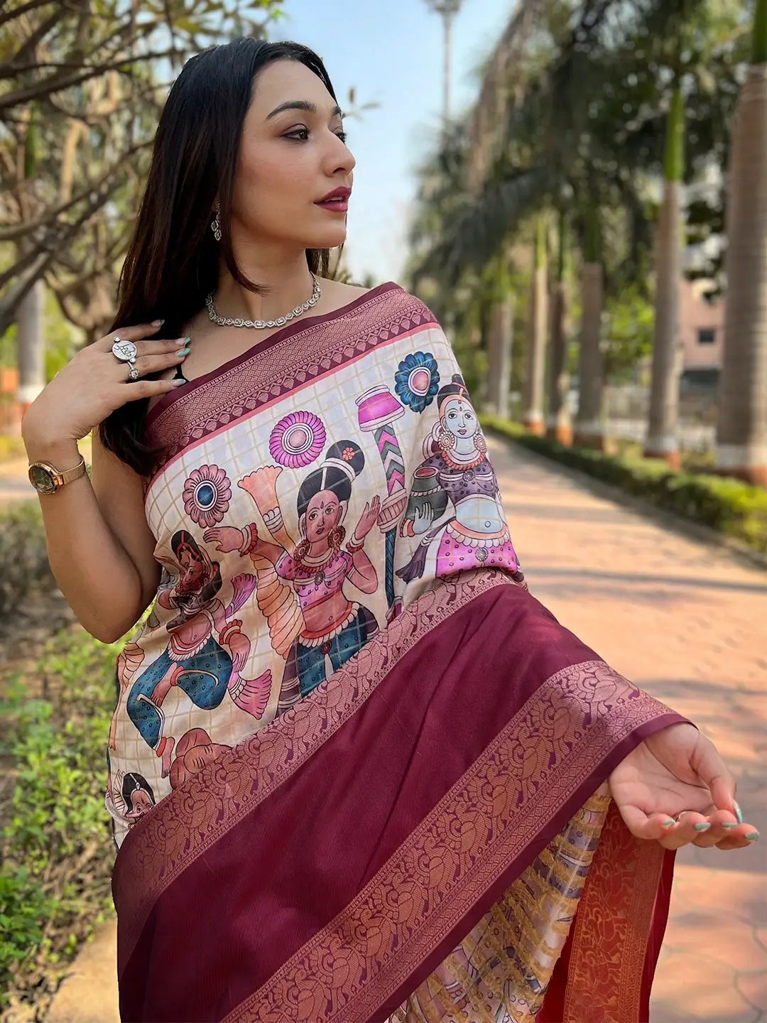Off White Colour Double Border Chex Weaving Banarasi Soft Silk Saree