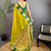 Green Swan Motif Soft Silk Saree