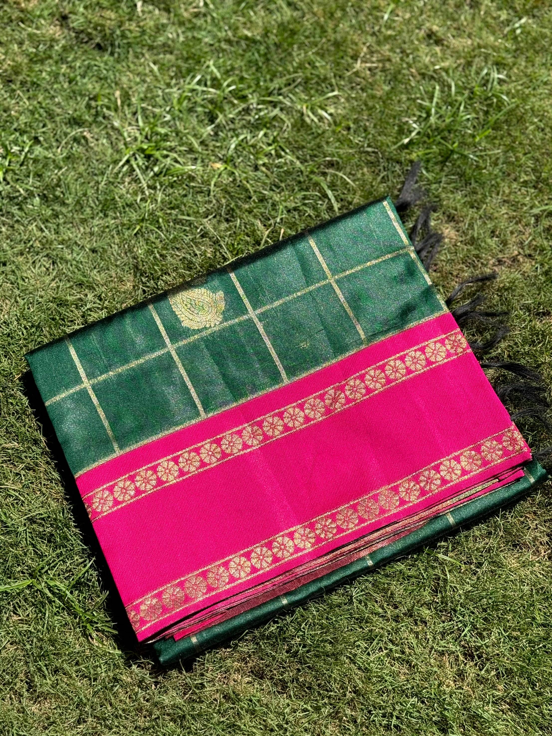Intricate Paisley Silk Saree With Radiant Pink Pallu