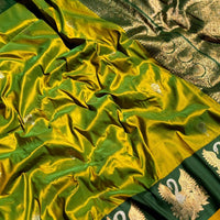 Green Swan Motif Soft Silk Saree